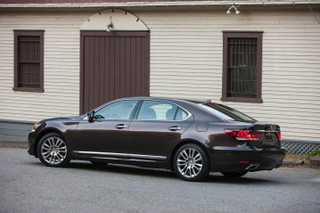 Lexus LS 600h L